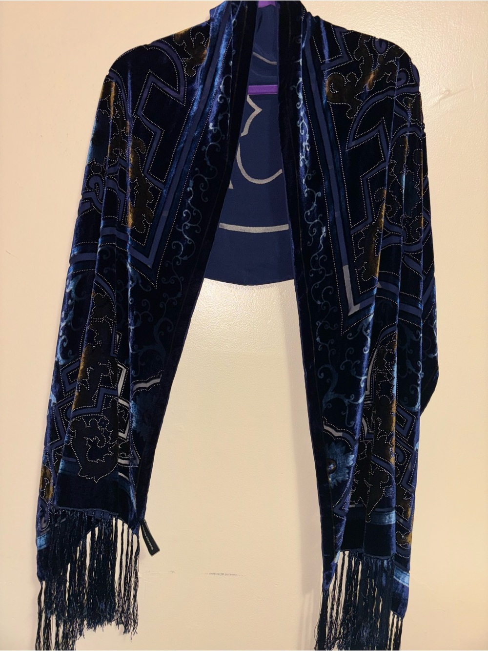 Velvet Patterned Open-Front Fringe Shrug - Navy Blue shall